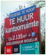 Niederländisches Schild "zu vermieten"